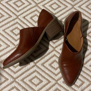 Universal Threads women’s Shoes